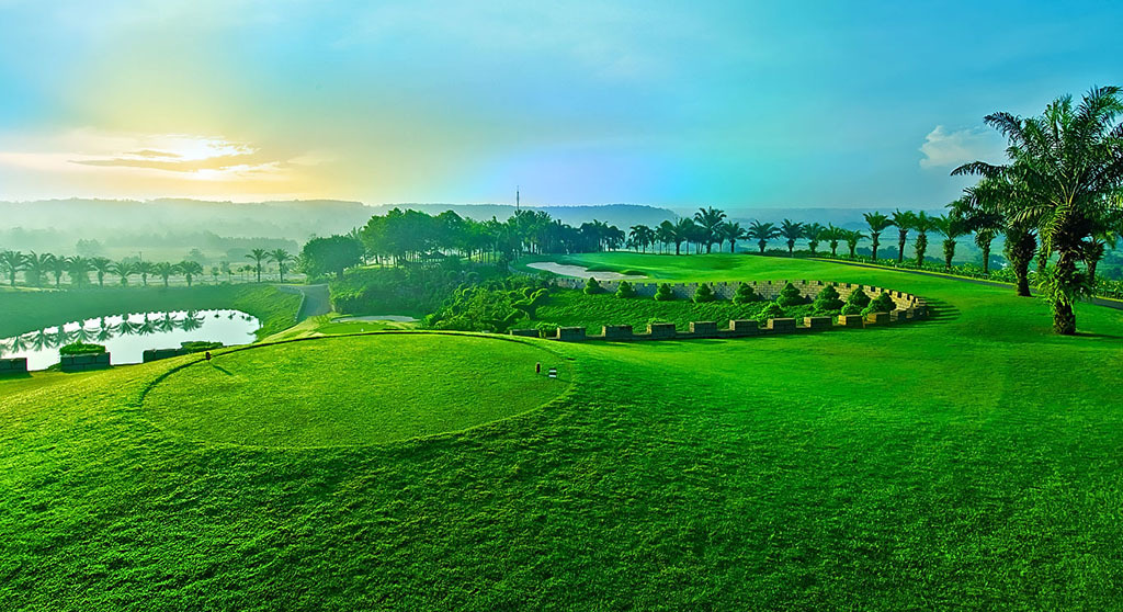 2. LONG THANH GOLF RESORT VIETNAM 10 Golf Vacation Spots